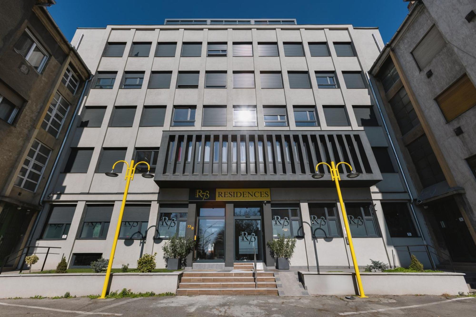 R73 Residences ペーチ エクステリア 写真